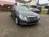 Gebraucht Mercedes E200 Avantgarde 184 PS (135 kW) 2010 Grau Kombi