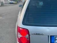 Second-hand VW Passat 102 CP (75 kW) 2004 Gri Break