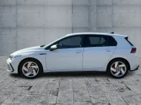 Gebraucht VW Golf VIII GTI 245 PS (180 kW) 2023 Pure white Limousine