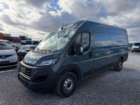 Gebraucht Fiat Ducato 140 PS (102 kW) 2024 Grau Van