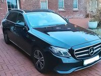 Gebraucht Mercedes E220 Avantgarde 194 PS (142 kW) 2019 Schwarz Limousine
