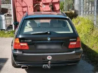 Gebraucht BMW 320 170 PS (125 kW) 2001 Schwarz Kombi