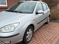 Używany Ford Focus 101 KM (74 kW) 2002 Srebrny Sedan/Limuzyna