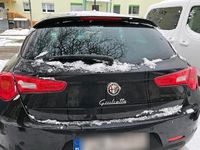 Gebraucht Alfa Romeo Giulietta 175 PS (128 kW) 2015 Schwarz Kleinwagen