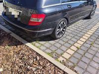 Gebraucht Mercedes 220 170 PS (125 kW) 2009 Schwarz