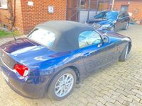 Gebraucht BMW Z4 Sport Line 150 PS (110 kW) 2006 Blau Cabrio