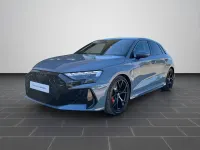 Neu Audi RS3 Sportback Advanced 400 PS (294 kW) 2026 Kemoragrau metallic (metallic) Kleinwagen