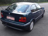 Gebraucht BMW 316 102 PS (75 kW) 1994 Grün Coupé