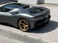 Gebraucht Ferrari SF90 999 PS (734 kW) 2024 Grau