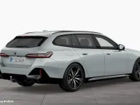 Gebraucht BMW 520 M Sport 190 PS (139 kW) 2025 Grau Kombi