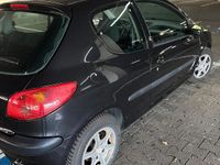Gebraucht Peugeot 206 68 PS (50 kW) 2004 Schwarz Kleinwagen