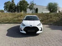 Gebraucht Toyota Yaris Basis 116 PS (85 kW) 2023 Schneeweiß Kleinwagen
