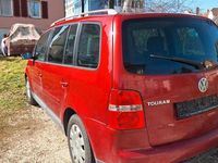 Gebraucht VW Touran 140 PS (102 kW) 2004 Rot Van / Kleinbus