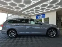 Gebraucht VW Passat 150 PS (110 kW) 2022 Grau Kombi