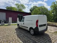Gebraucht Fiat Doblò 95 PS (69 kW) 2018 Weiß Van / Kleinbus