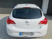 Gebraucht Opel Astra 110 PS (80 kW) 2015 Weiß Limousine