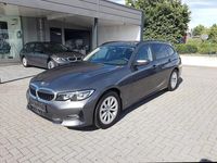 Gebraucht BMW 320 Advantage 190 PS (139 kW) 2020 Grau Kombi