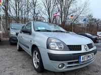 Gebraucht Renault Clio II 98 PS (72 kW) 2002 Silber Limousine