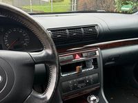 Gebraucht Audi A4 Comfort 101 PS (74 kW) 1999 Blau Limousine