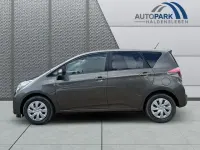 Gebraucht Toyota Verso-S 99 PS (72 kW) 2015 Braun Van / Kleinbus