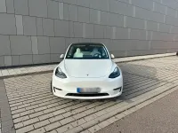 Usata Tesla Model Y 393 kW (535 CV) 2024 Bianco SUV