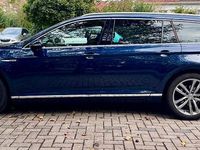 Gebraucht VW Passat Highline 190 PS (139 kW) 2015 Blau Kombi