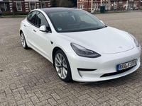 Gebraucht Tesla Model 3 Standard Range Plus 239 kW (325 PS) 2021 Weiß Limousine