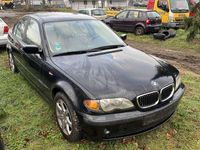 Gebraucht BMW 316 116 PS (85 kW) 2003 Black sapphire metallic Limousine