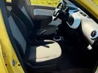 Gebraucht Renault Twingo Life 69 PS (50 kW) 2016 Gelb Kleinwagen