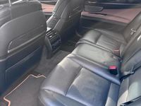 Gebraucht BMW 750 380 PS (279 kW) 2015 Schwarz Limousine