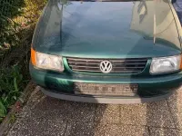 Gebraucht VW Polo Basis 60 PS (44 kW) 1998 Grün Limousine