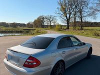 Second-hand Mercedes E200 163 CP (119 kW) 2003 Argintiu Berlinǎ
