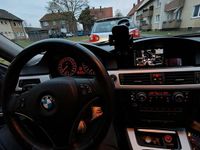 Gebraucht BMW 318 143 PS (105 kW) 2010 Grau Kombi