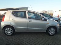 Gebraucht Nissan Pixo Acenta 68 PS (50 kW) 2011 Silber Kleinwagen