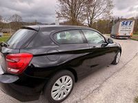 Gebraucht BMW 114 102 PS (75 kW) 2012 Schwarz Kleinwagen