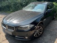 Gebraucht BMW 520 187 PS (137 kW) 2013 Schwarz Kombi