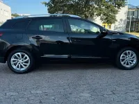 Gebraucht Renault Mégane III LIMITED 116 PS (85 kW) 2015 Schwarz Limousine