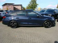 Używany Cupra Leon VZ 310 KM (228 kW) 2021 Niebieski Kombi