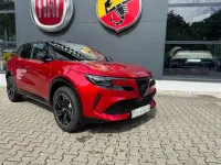 Neu Alfa Romeo Junior Ti 136 PS (100 kW) 2026 Rot SUV