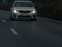 Gebraucht Skoda Octavia vRS 187 PS (137 kW) 2016 Weiß Kleinwagen