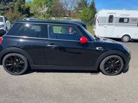 Second-hand Mini Cooper D 116 CP (85 kW) 2014 Negru Hatchback