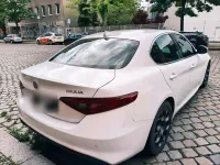 Second-hand Alfa Romeo Giulia 150 CP (110 kW) 2016 Alb Berlinǎ