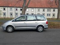 Gebraucht Seat Alhambra 116 PS (85 kW) 2001 Silber Van / Kleinbus