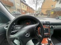Gebraucht Mercedes C240 170 PS (125 kW) 2002 Schwarz Kombi