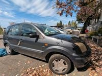Second-hand Ford Fusion 68 CP (50 kW) 2004 Albastru Hatchback
