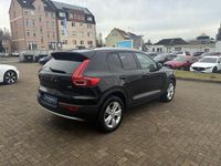 Gebraucht Volvo XC40 Core 163 PS (119 kW) 2025 Schwarz SUV