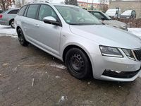 Używany Skoda Octavia Drive 150 KM (110 kW) 2017 Srebrny Kombi