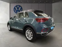 Gebraucht VW T-Roc Style 150 PS (110 kW) 2025 Blau SUV