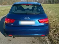 Gebraucht Audi A1 Sportback Attraction 86 PS (63 kW) 2014 Blau Kleinwagen