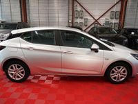 Gebraucht Opel Astra 105 PS (77 kW) 2018 Silber Limousine
